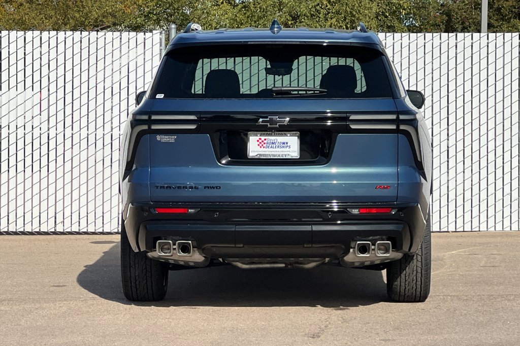 New 2026 Chevrolet Traverse RS image 5