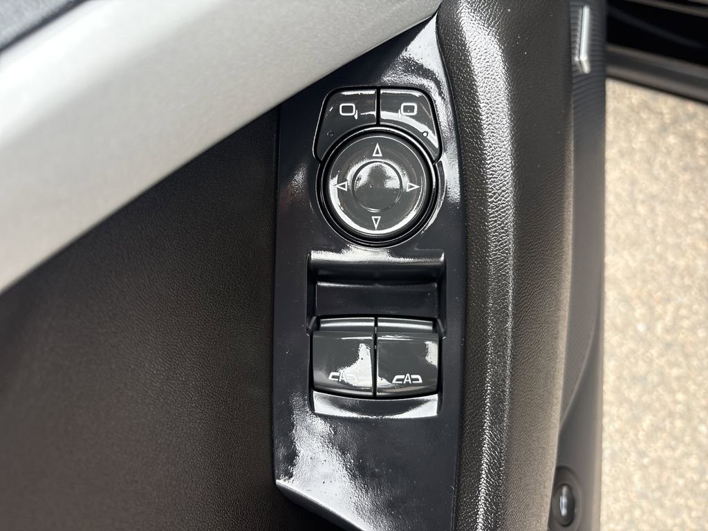 Used 2023 Chevrolet Camaro LT w/ RS Package image 10