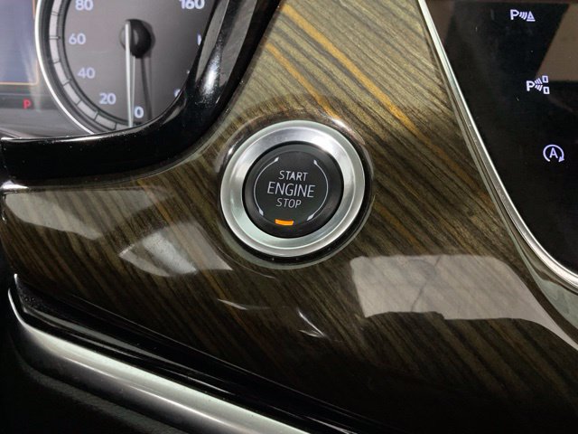 Certified 2025 Cadillac XT6 Premium Luxury w/ Platinum Package AWD/4WD image 20