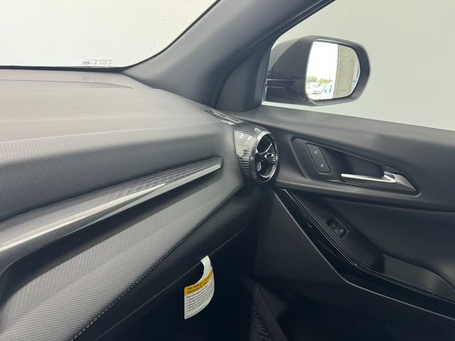 Used 2026 Chevrolet Equinox LT w/ Midnight Edition FWD image 40