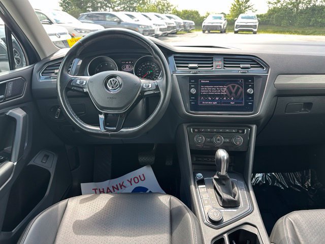 Used 2018 Volkswagen Tiguan SEL AWD/4WD image 16