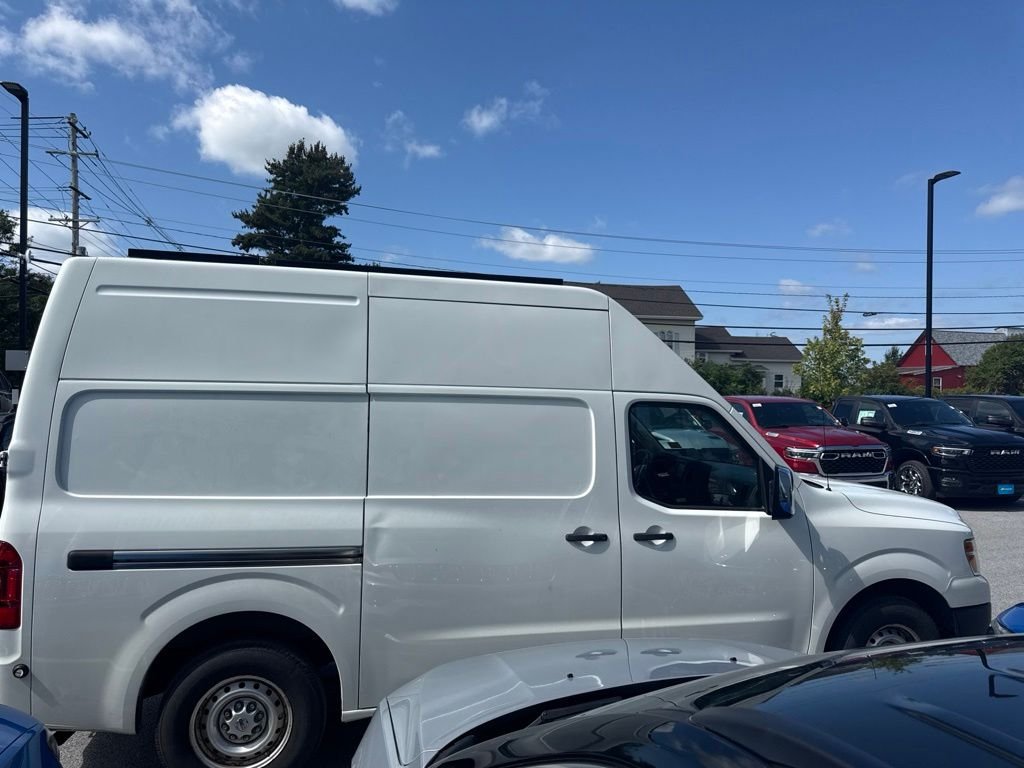 Used 2020 Nissan NV 3500 S RWD image 6