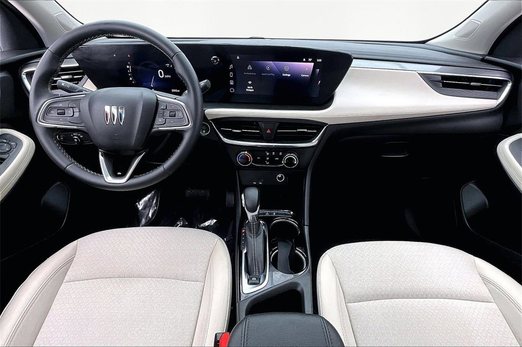 Used 2025 Buick Encore GX Preferred w/ Advanced Technology Package image 16