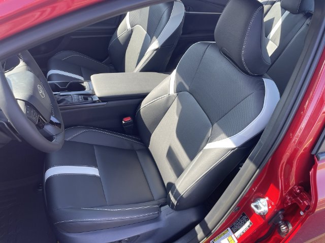 New 2026 Toyota Camry Hybrid AWD/4WD image 17
