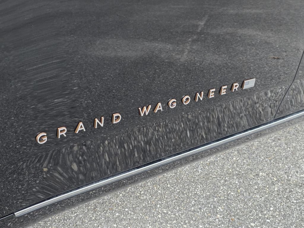 Used 2024 Jeep Grand Wagoneer Series III w/ Flexible Seating Group AWD/4WD image 55