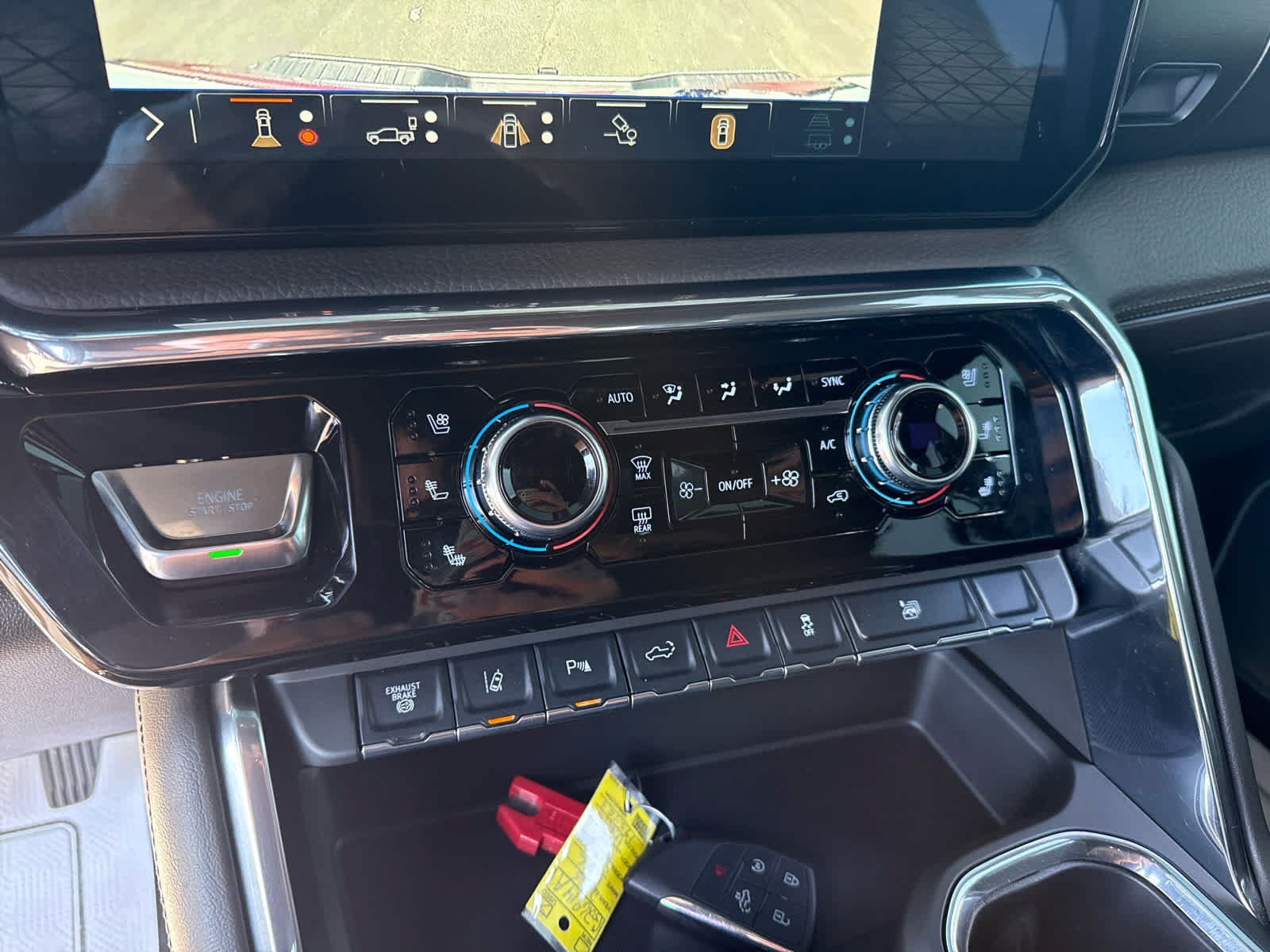Certified 2025 GMC Sierra 3500 Denali w/ Snow Plow Prep/Camper Package AWD/4WD image 22