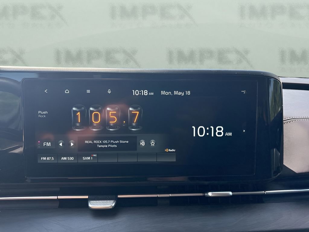 Used 2022 Kia Carnival EX FWD image 22