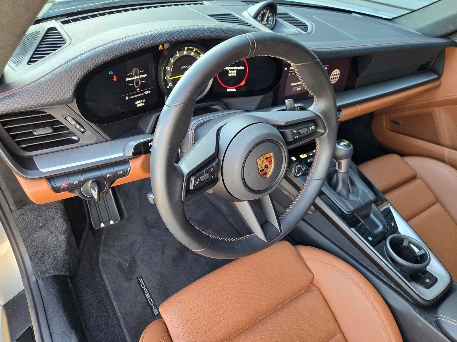 Certified 2023 Porsche 911 GT3 RWD image 5
