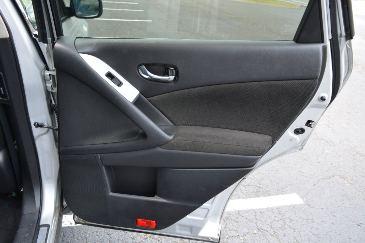 Used 2014 Nissan Murano S image 14