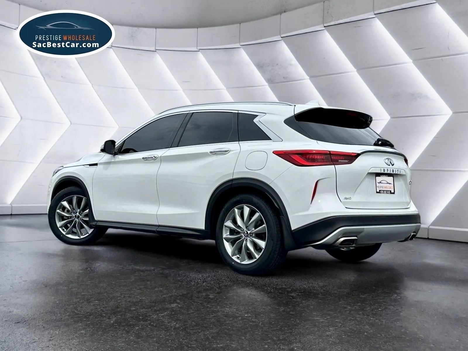 Used 2019 INFINITI QX50 Luxe w/ Navigation Package image 6