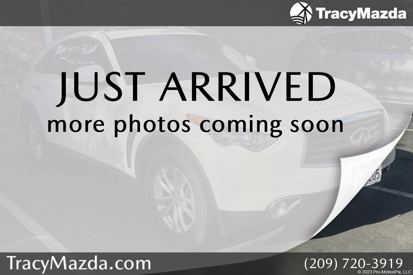 Used 2014 INFINITI QX70 AWD w/ Premium Package