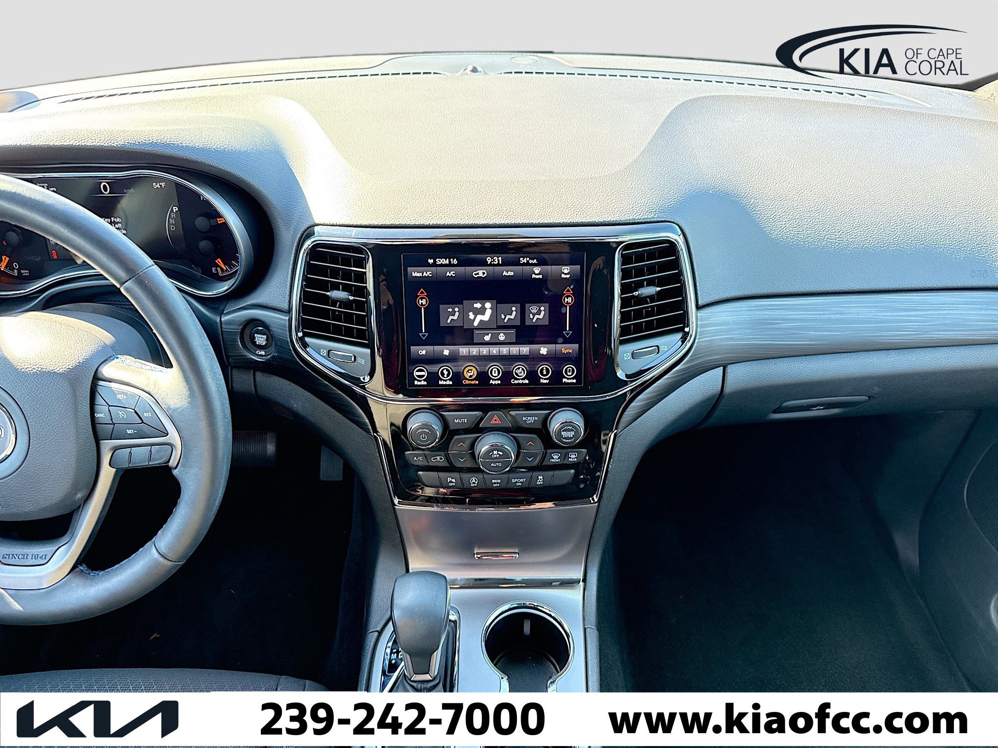 Used 2019 Jeep Grand Cherokee Laredo image 18