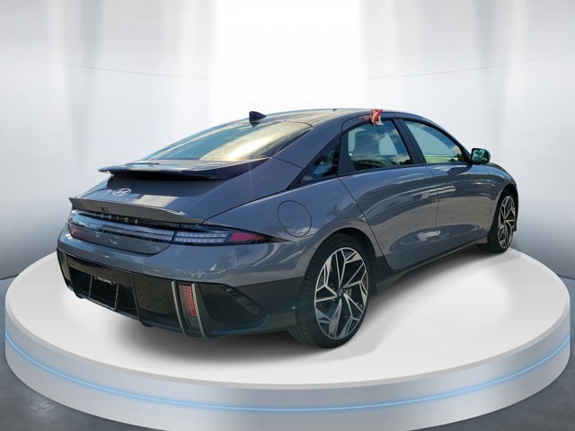 Certified 2023 Hyundai Ioniq 6 SEL RWD image 4