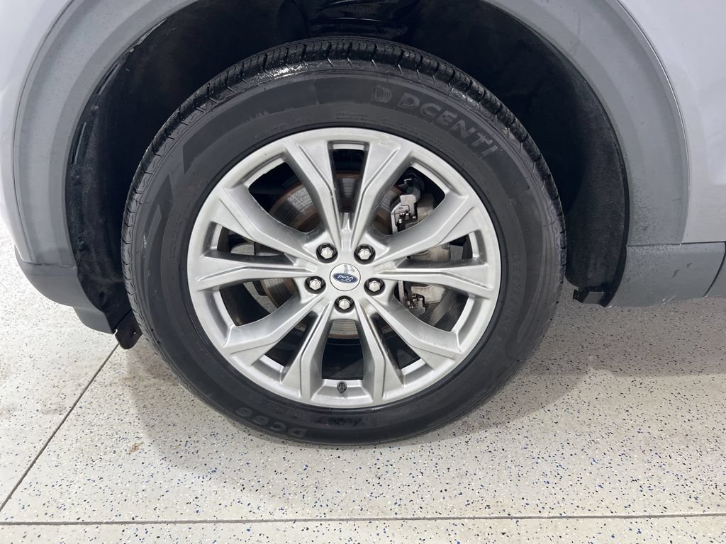 Used 2022 Ford Explorer Limited AWD/4WD image 28