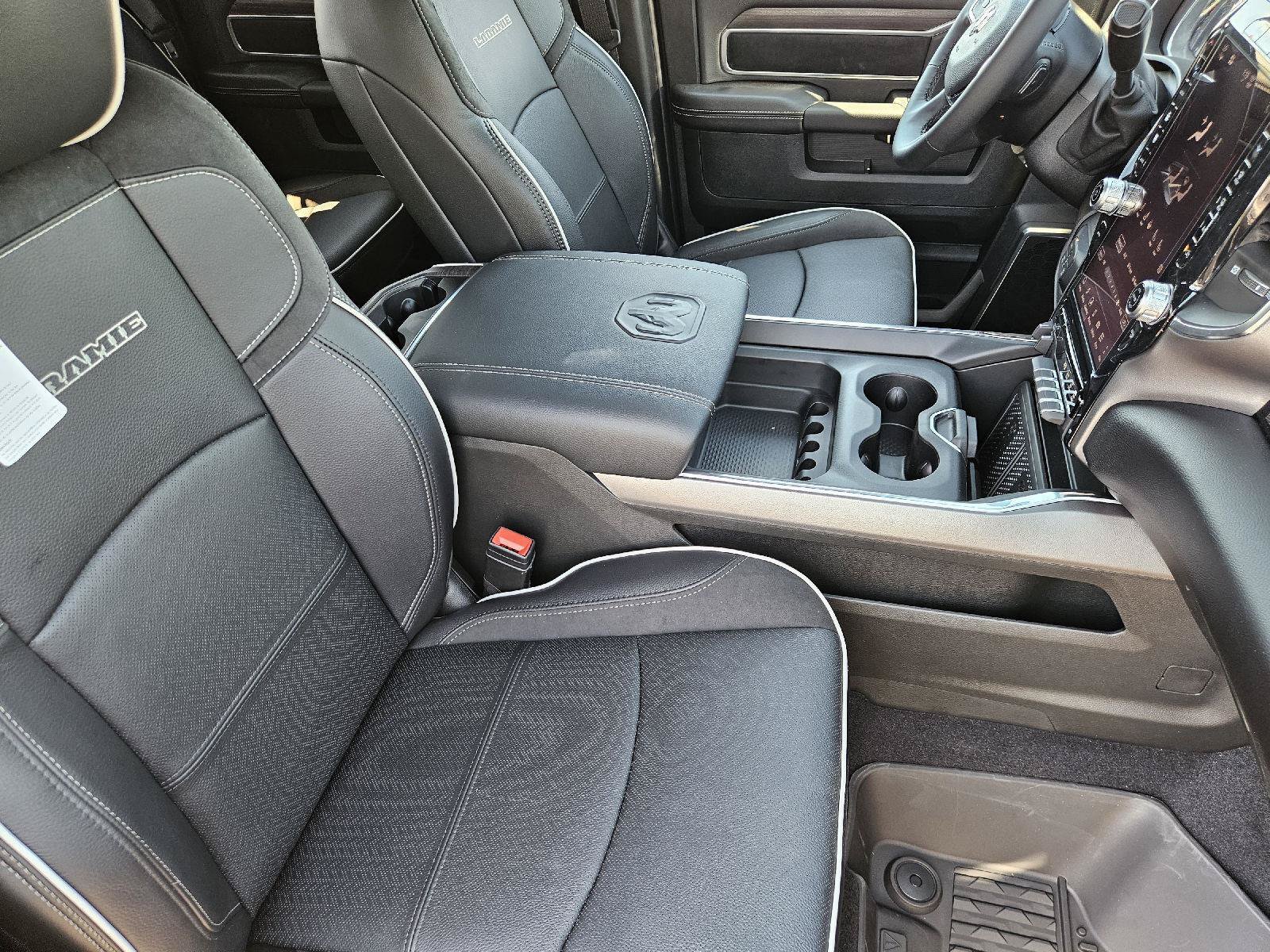 New 2027 RAM 3500 Laramie AWD/4WD image 10