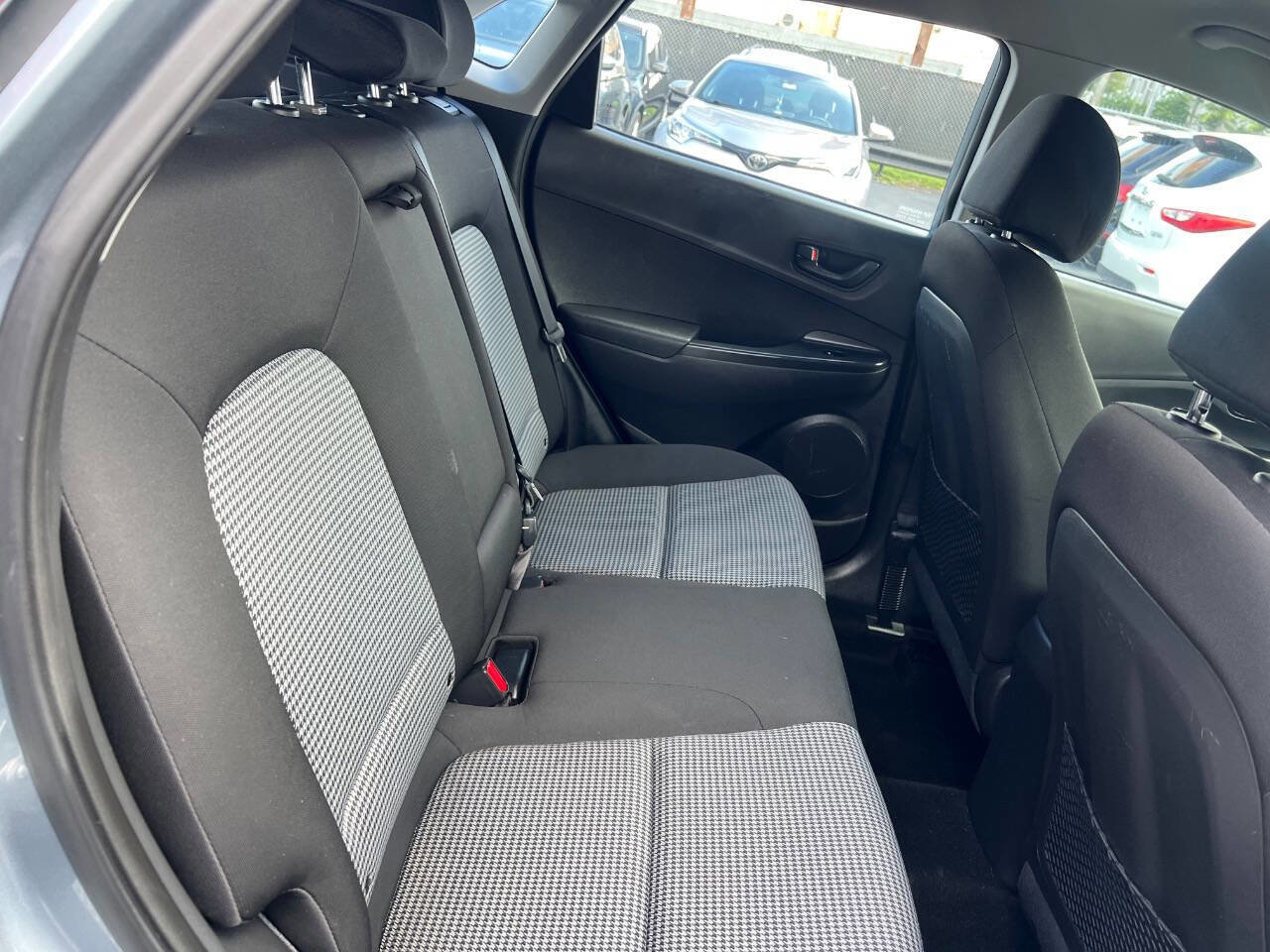 Used 2019 Hyundai Kona SE image 19