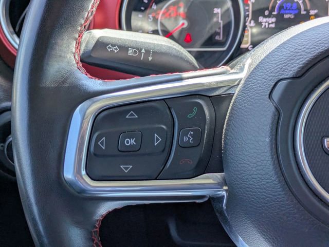 Used 2022 Jeep Gladiator Rubicon w/ LED Lighting Group AWD/4WD image 16