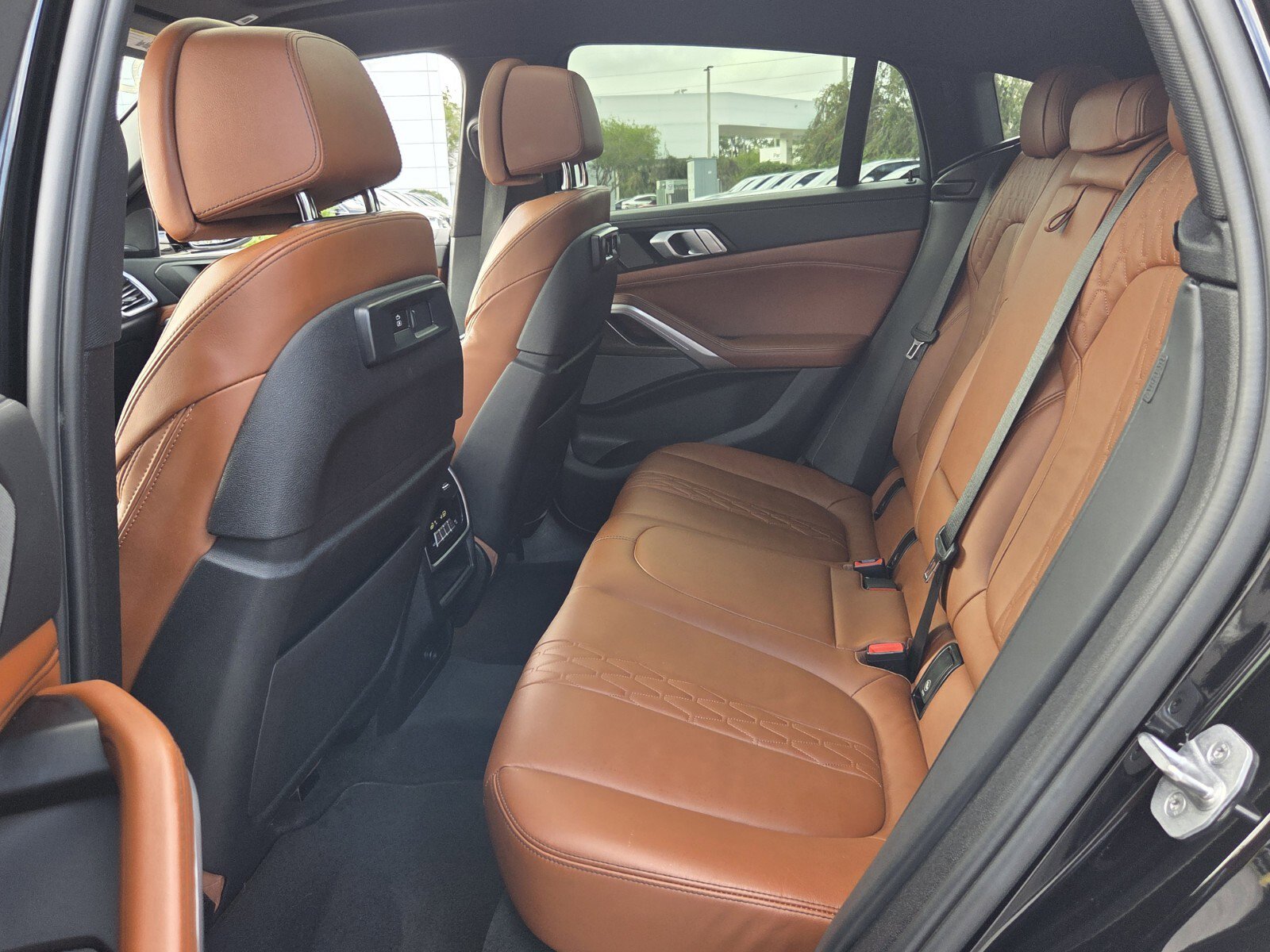 Certified 2023 BMW X6 M50i w/ Parking Assistance Package image 11