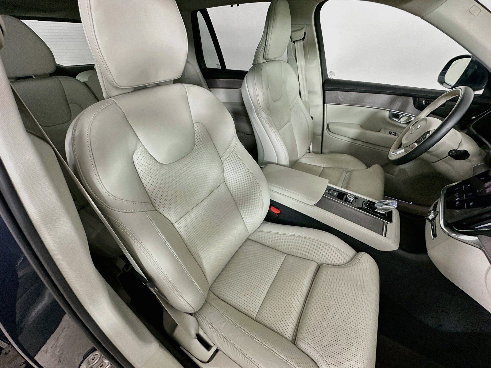 Certified 2026 Volvo XC90 B6 Ultra AWD/4WD image 44