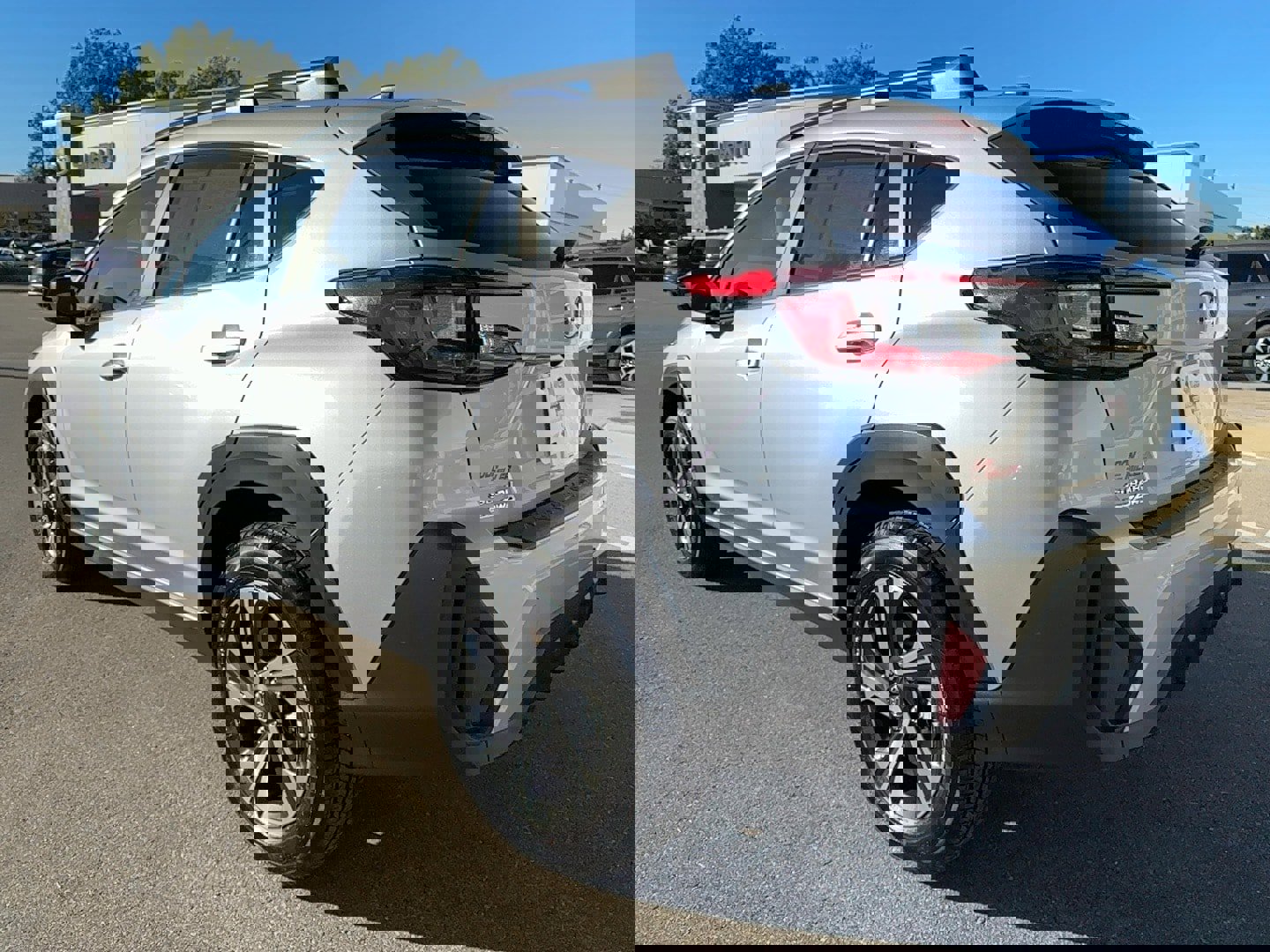 Certified 2025 Subaru Crosstrek 2.0i Premium image 5