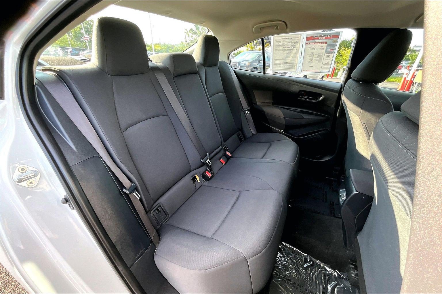 Used 2024 Toyota Corolla LE FWD image 25