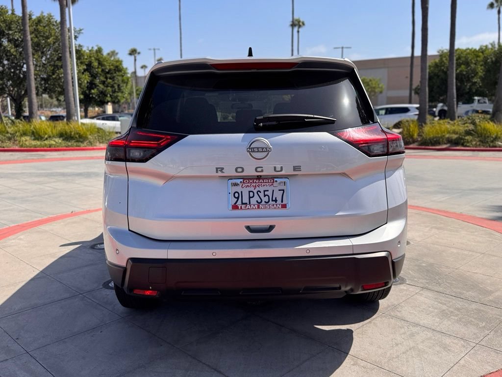 Certified 2024 Nissan Rogue S FWD image 7