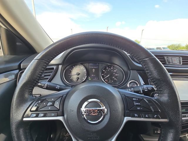 Used 2019 Nissan Rogue SV FWD image 25