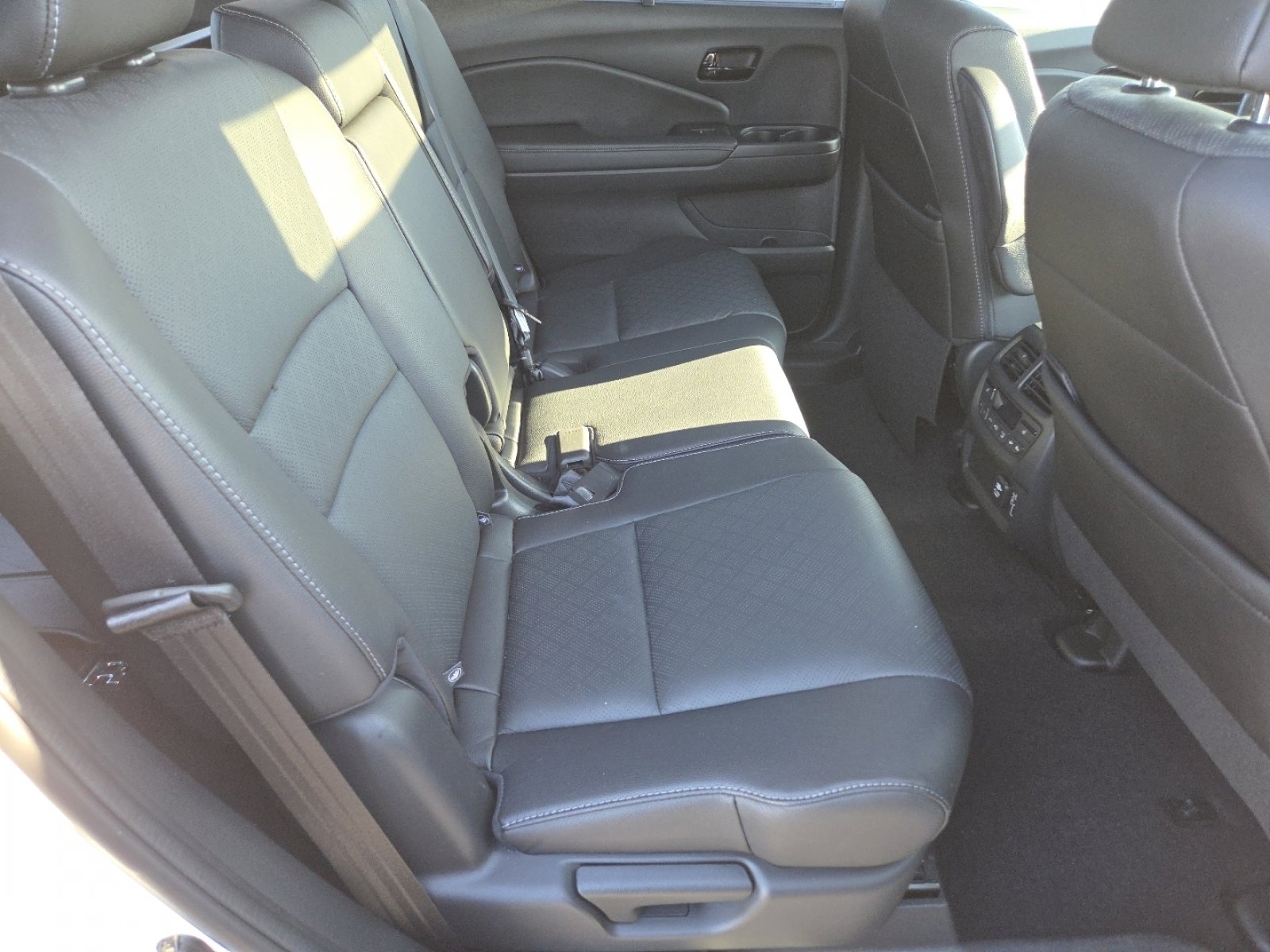 Certified 2022 Honda Passport Elite image 27