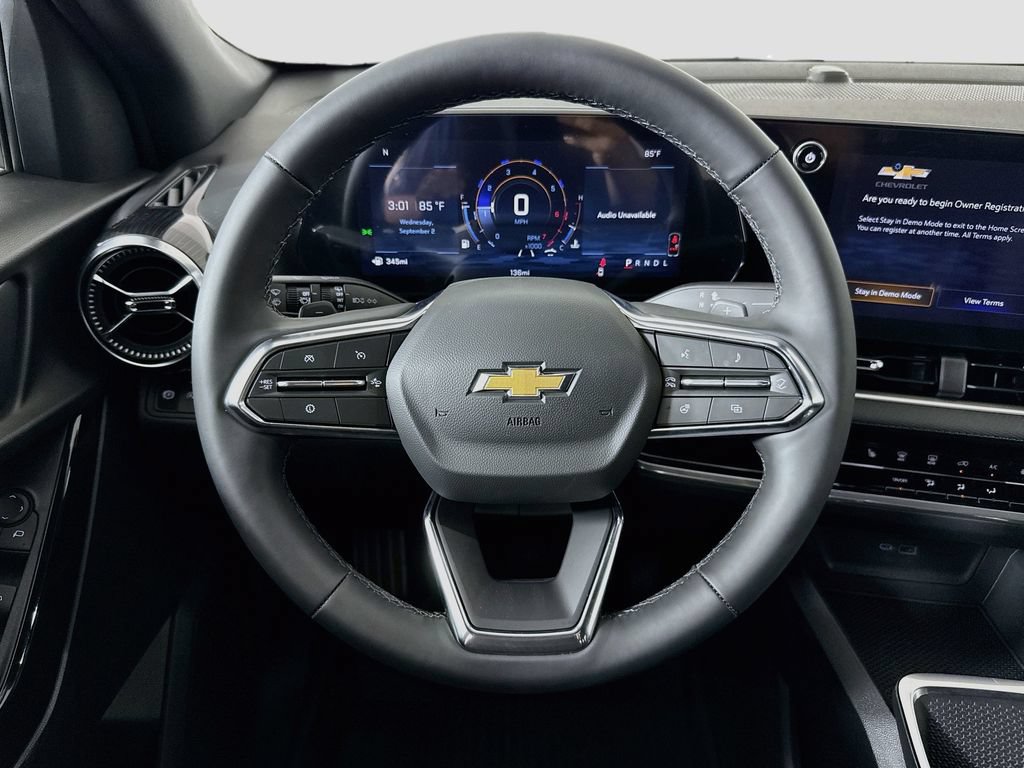 New 2027 Chevrolet Equinox LT w/ Safety and Technology Package FWD image 11
