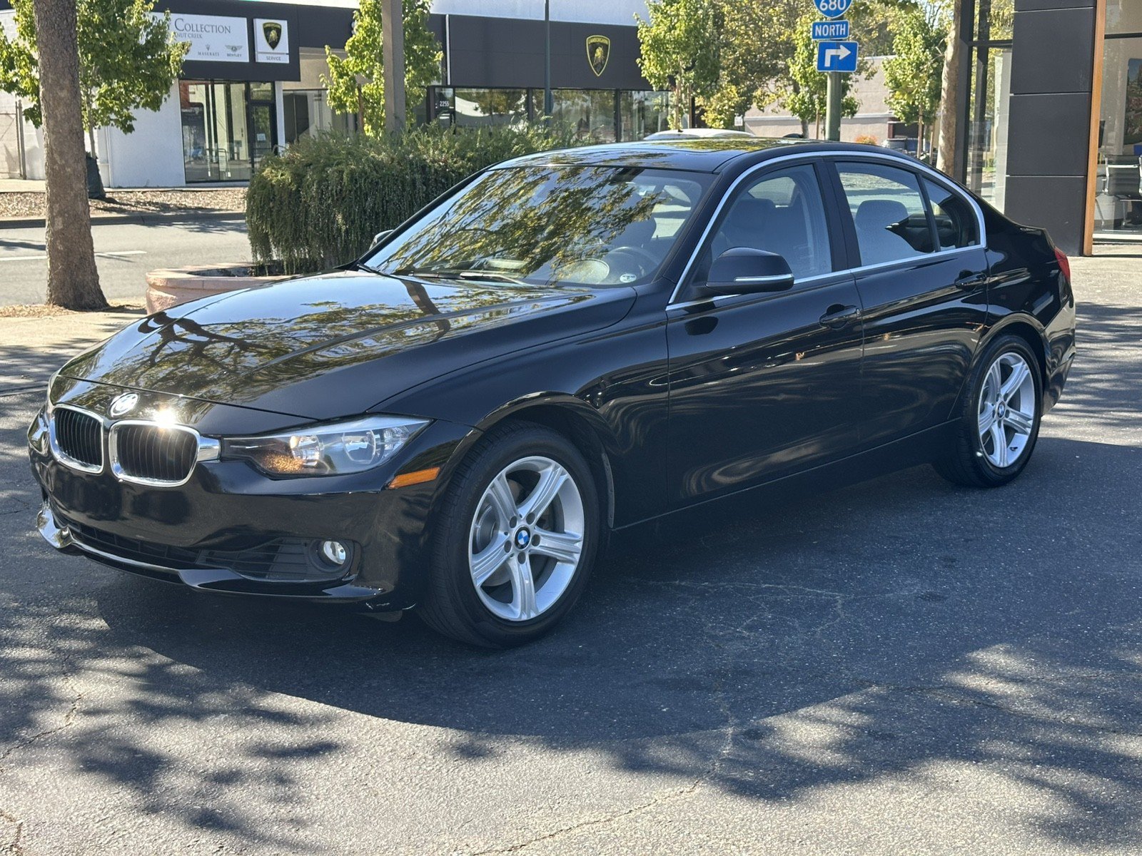 Used 2015 BMW 328i Sedan RWD image 4