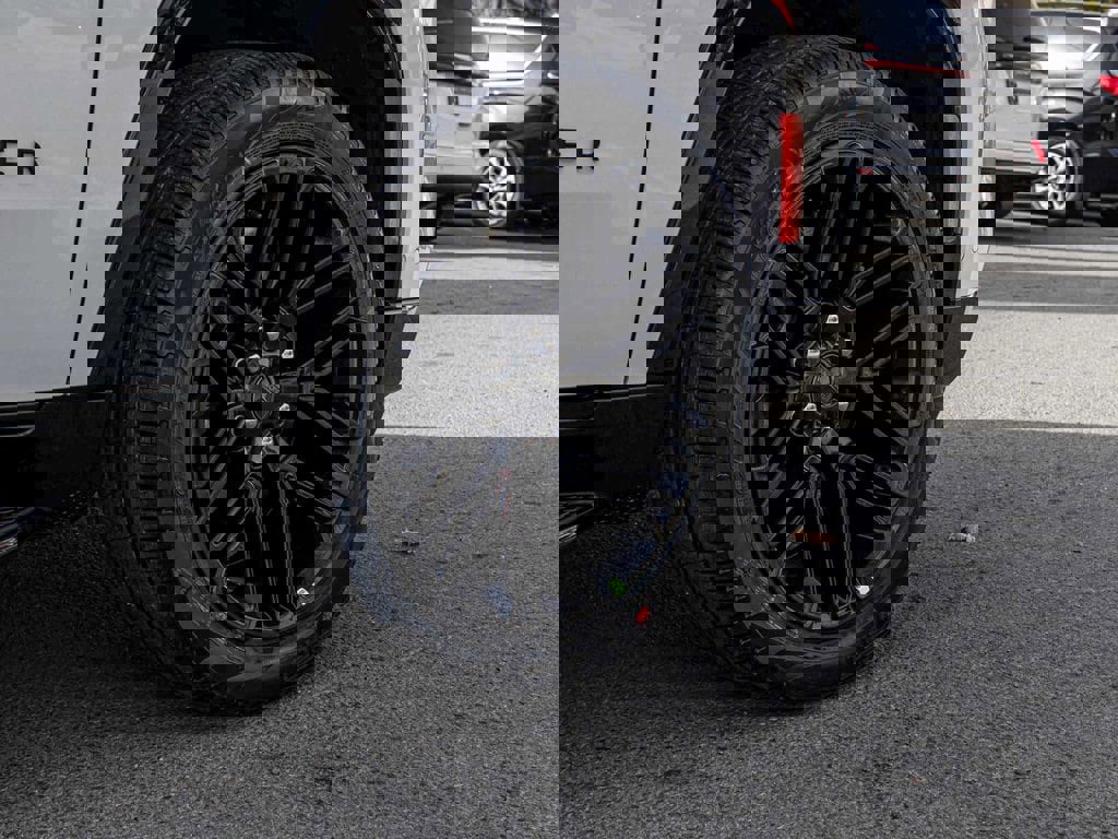 New 2025 Jeep Wagoneer Series II image 9