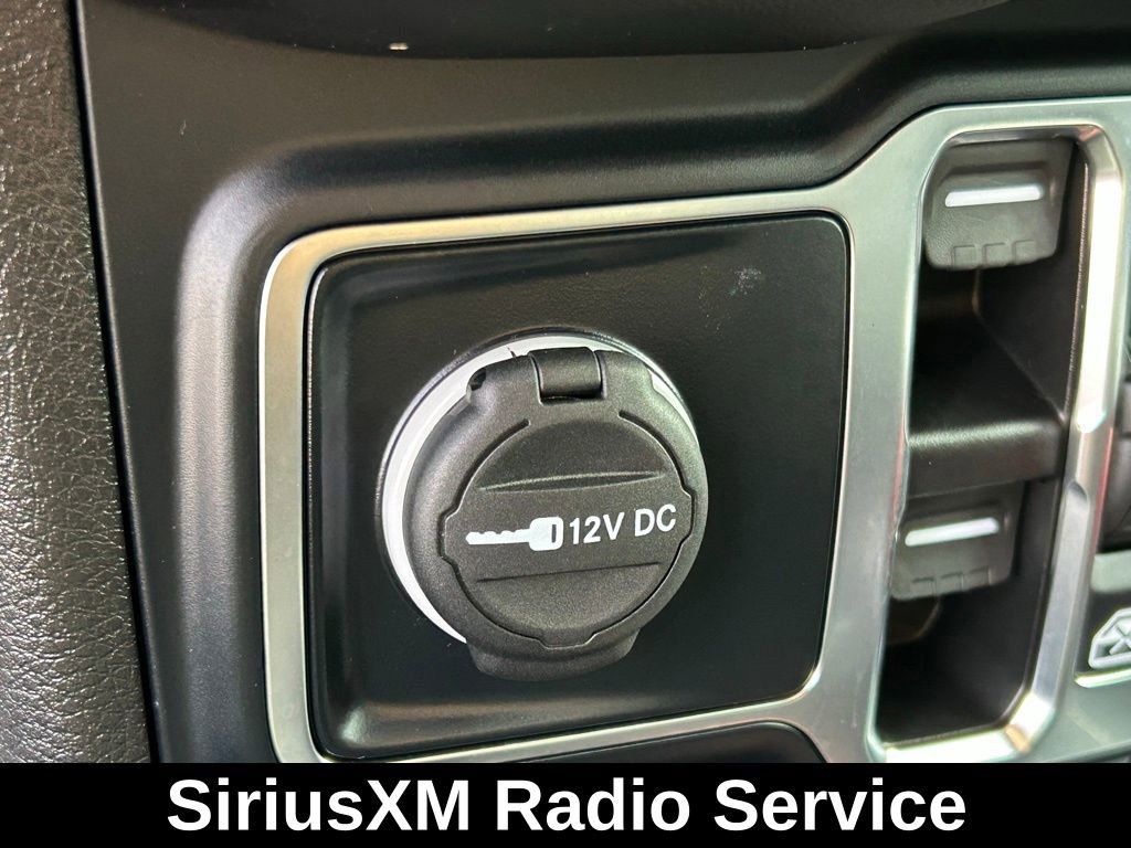 Used 2024 Jeep Wrangler Unlimited Sahara w/ Technology Group AWD/4WD image 36