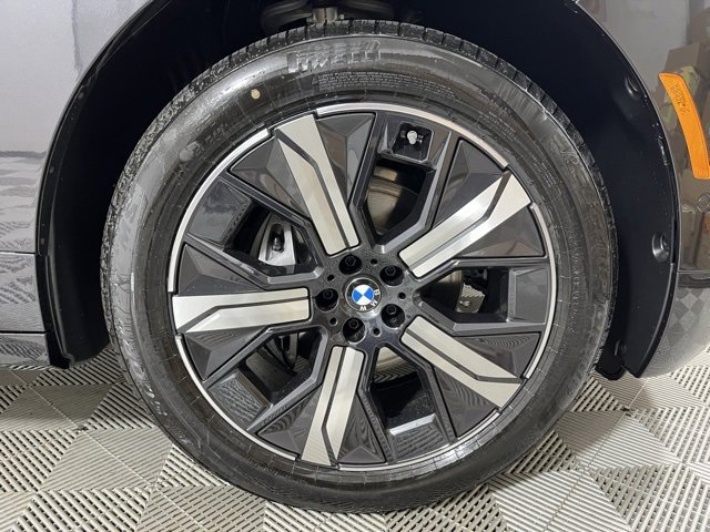 New 2026 BMW iX xDrive60 w/ Premium Package image 20
