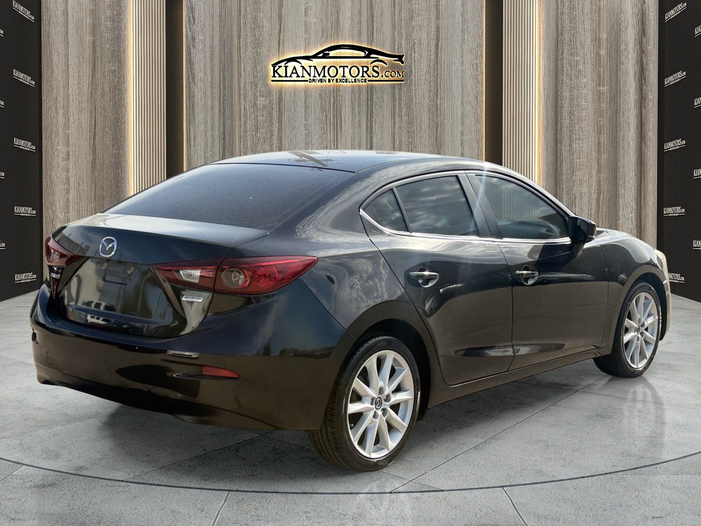 Used 2017 MAZDA MAZDA3 Touring FWD image 7