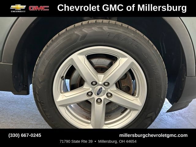 Used 2016 Ford Explorer XLT w/ Equipment Group 202A AWD/4WD image 13