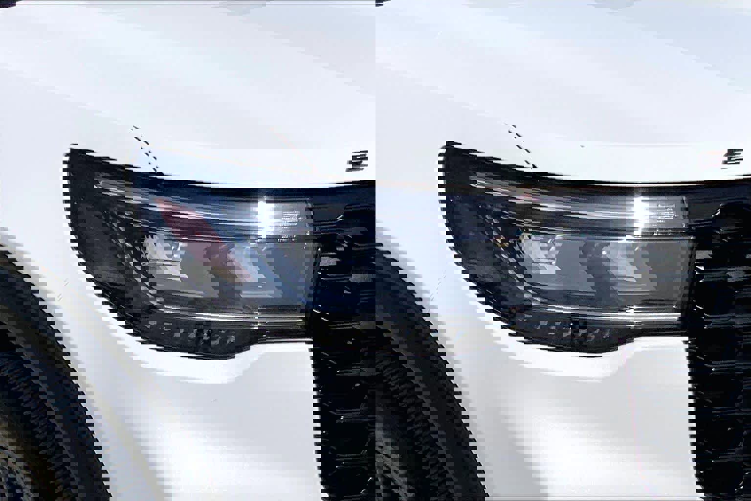 Used 2025 Ford Explorer ST image 25