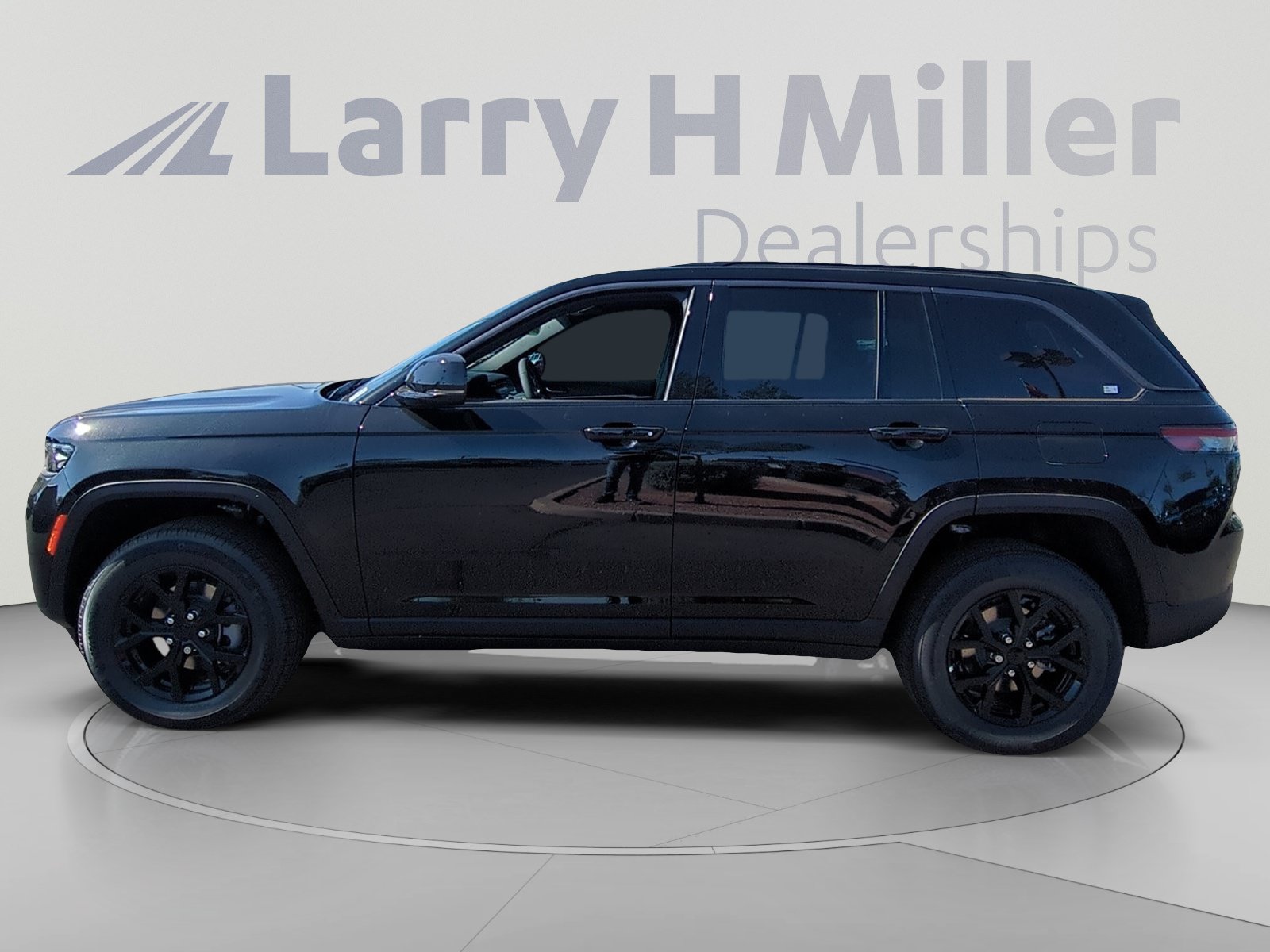 New 2026 Jeep Grand Cherokee Altitude AWD/4WD video 2