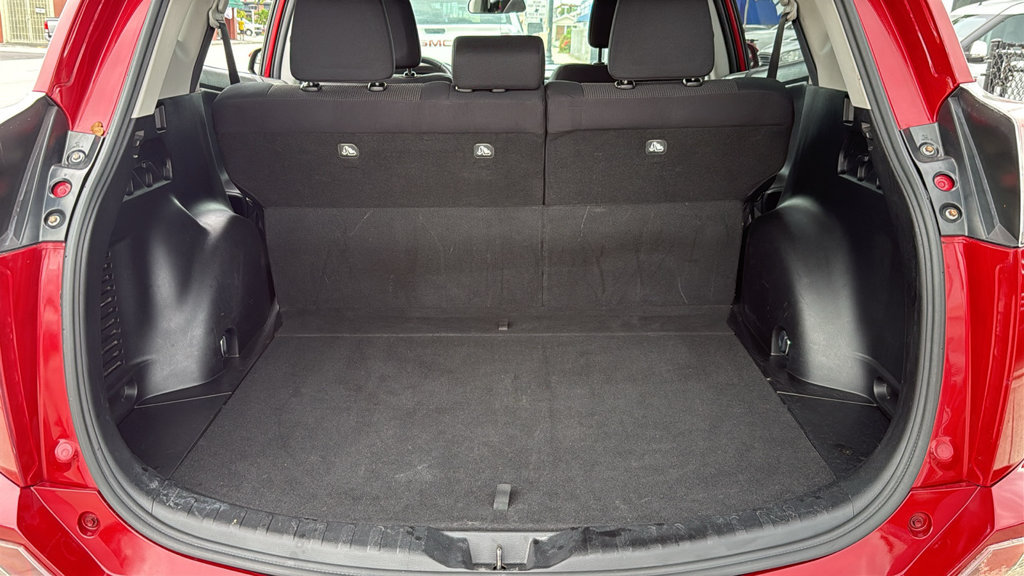 Used 2016 Toyota RAV4 XLE FWD image 9