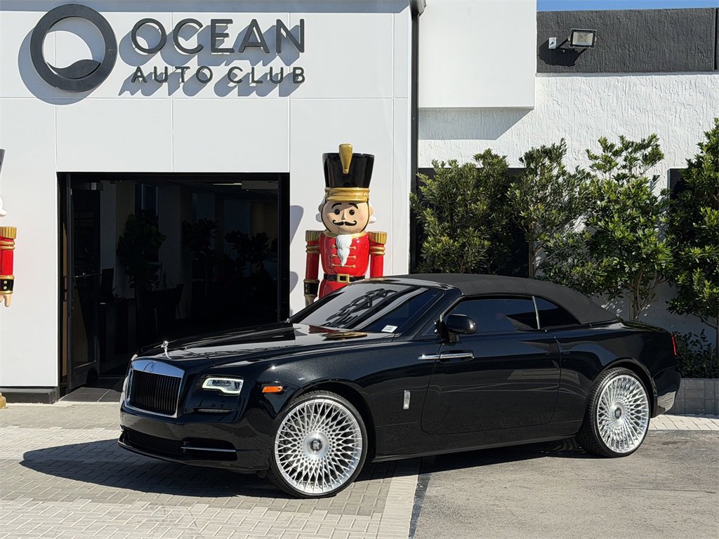 Used 2020 Rolls-Royce Dawn image 1