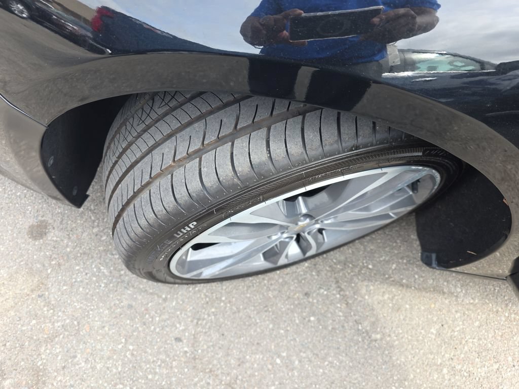 Used 2022 Chevrolet Malibu LT FWD image 25