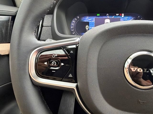 New 2027 Volvo XC90 B6 Plus AWD/4WD image 22