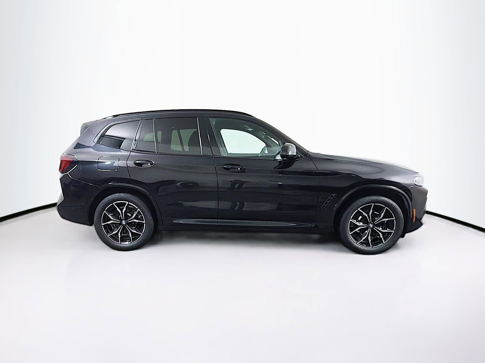 Used 2023 BMW X3 xDrive30i w/ M Sport Package image 8