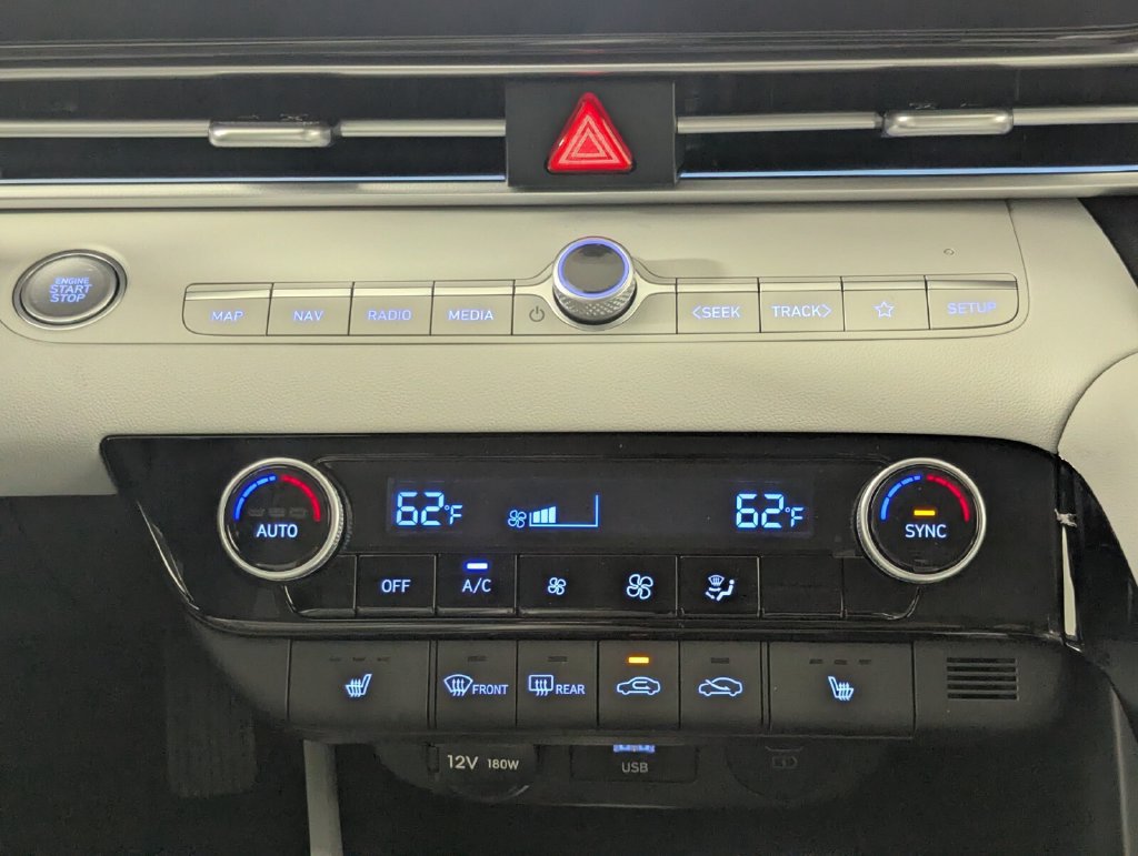 New 2026 Hyundai Elantra Limited FWD image 19