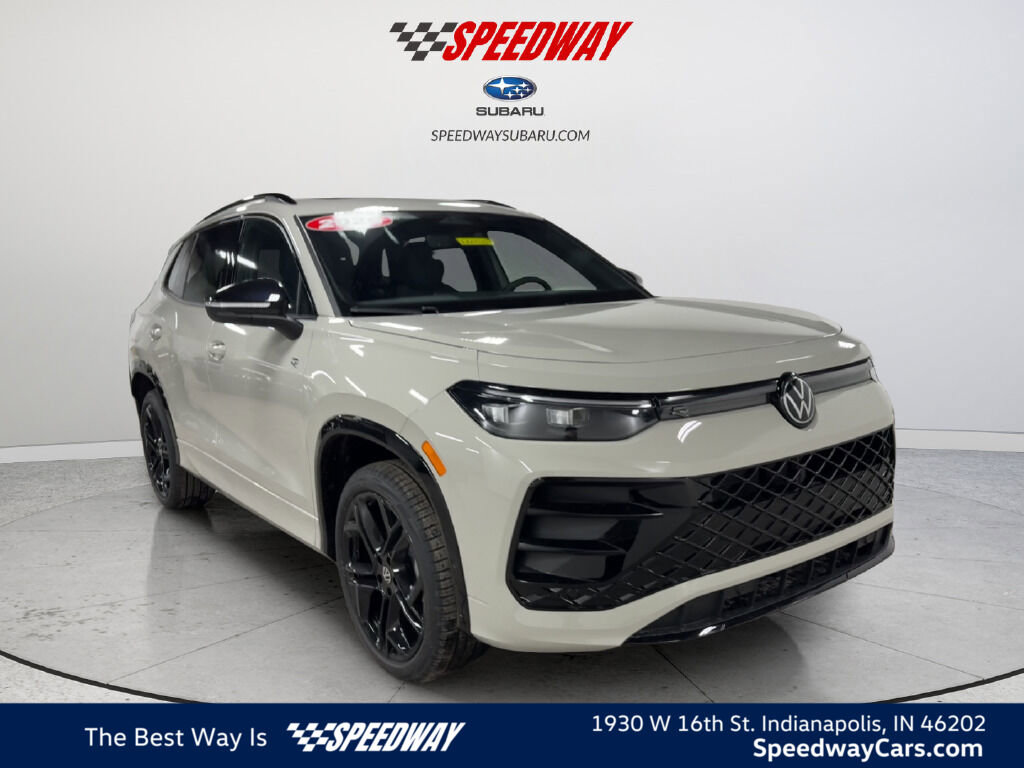 New 2026 Volkswagen Tiguan SE R-Line image 1