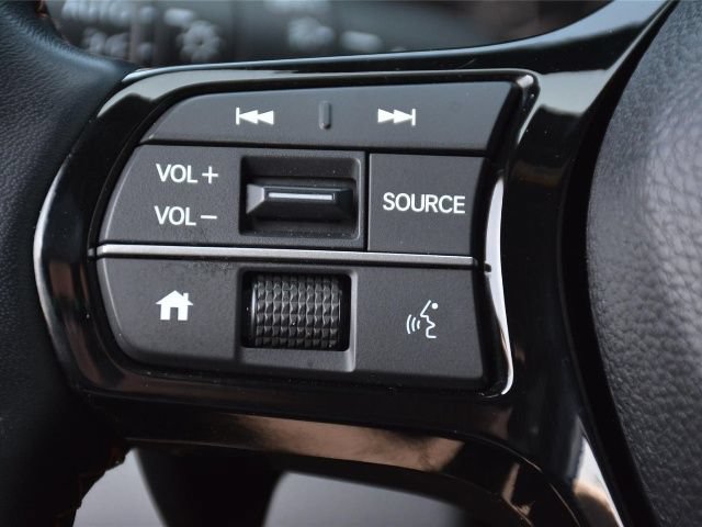 Used 2025 Honda Pilot Sport image 34