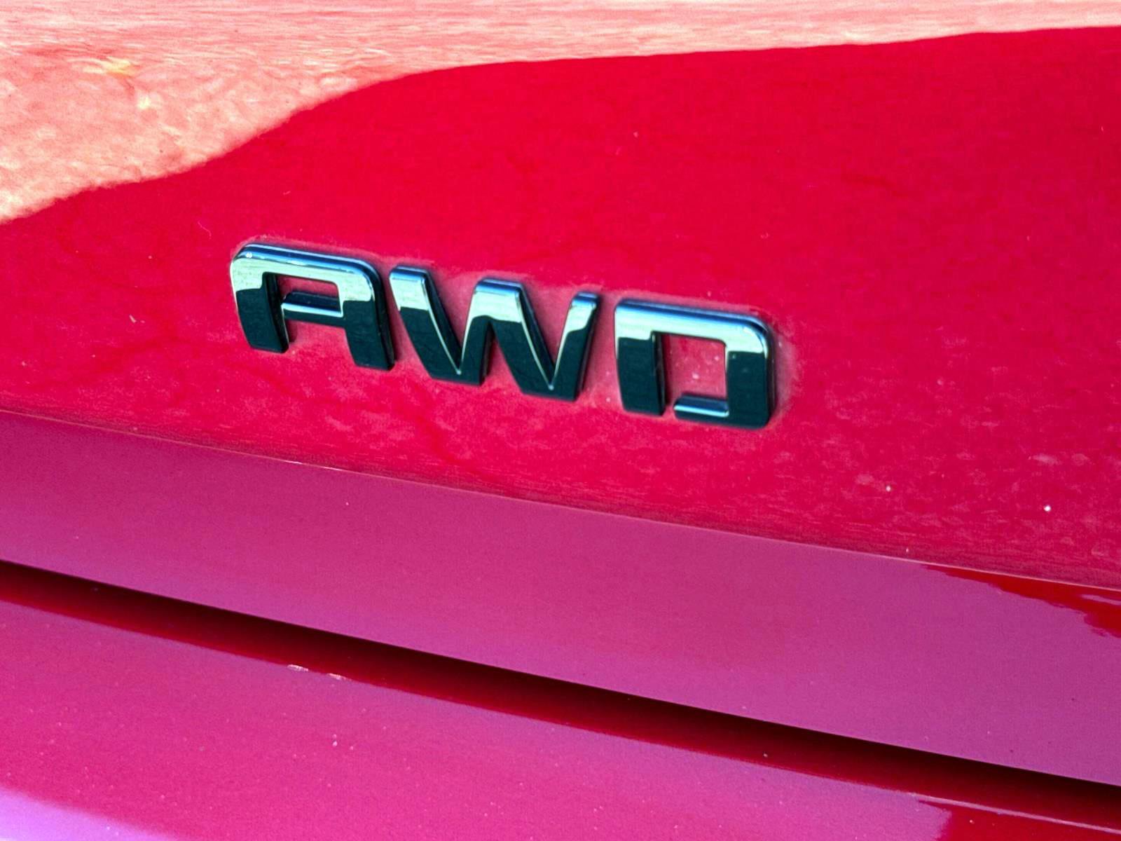 Certified 2022 Chevrolet Equinox RS w/ Infotainment Package image 7