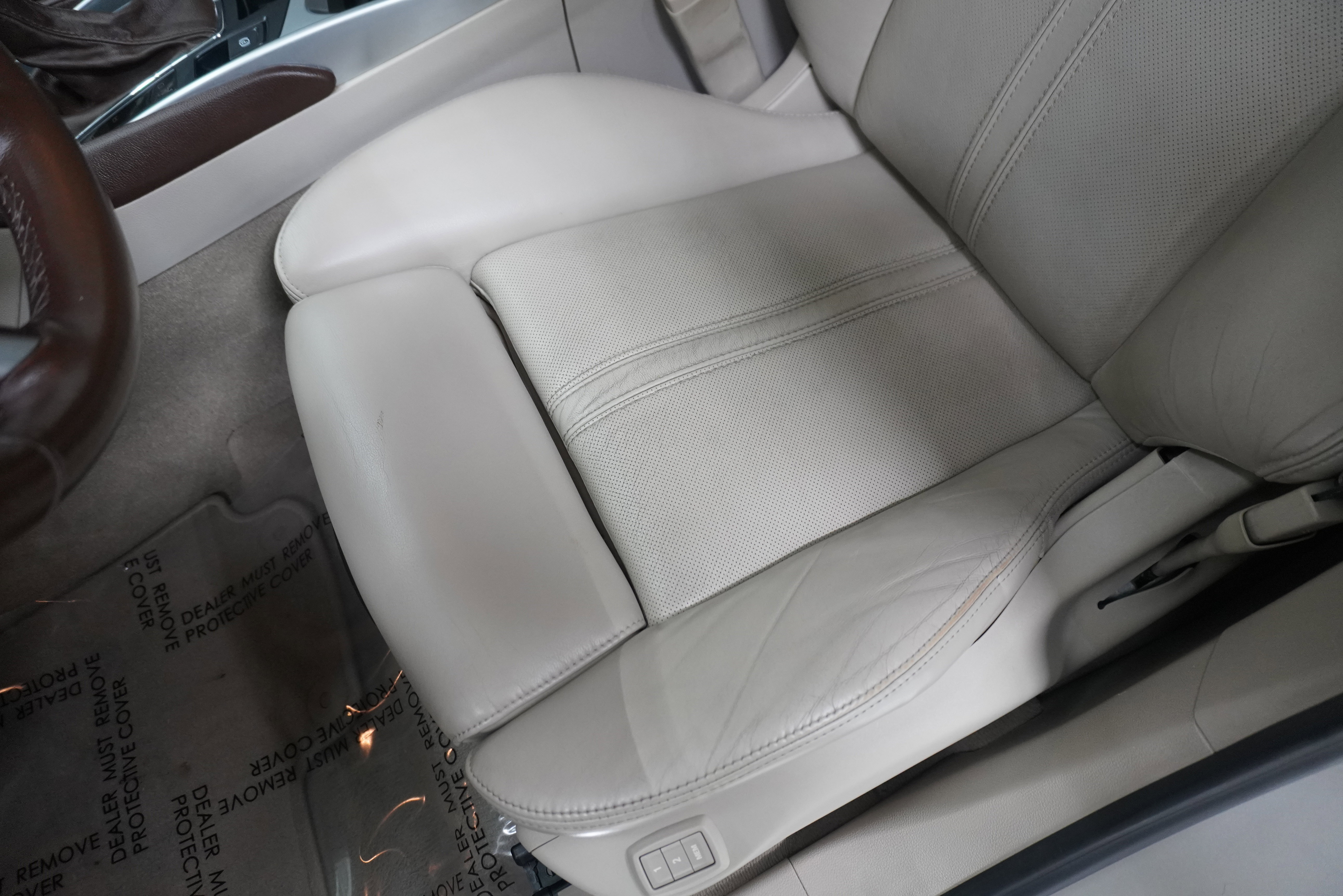 Used 2014 Cadillac SRX Premium image 11