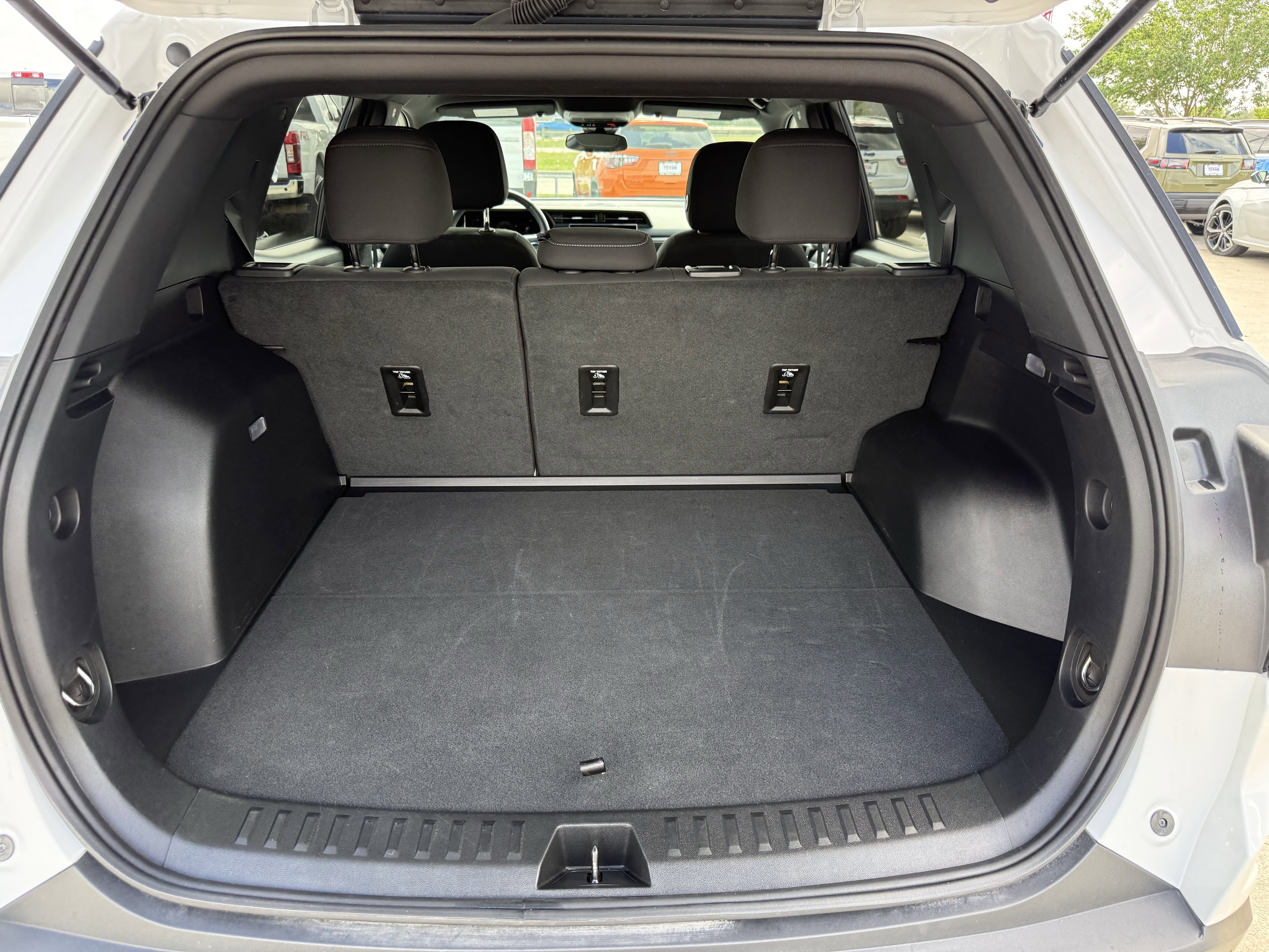 Used 2026 GMC Terrain Elevation AWD/4WD image 30