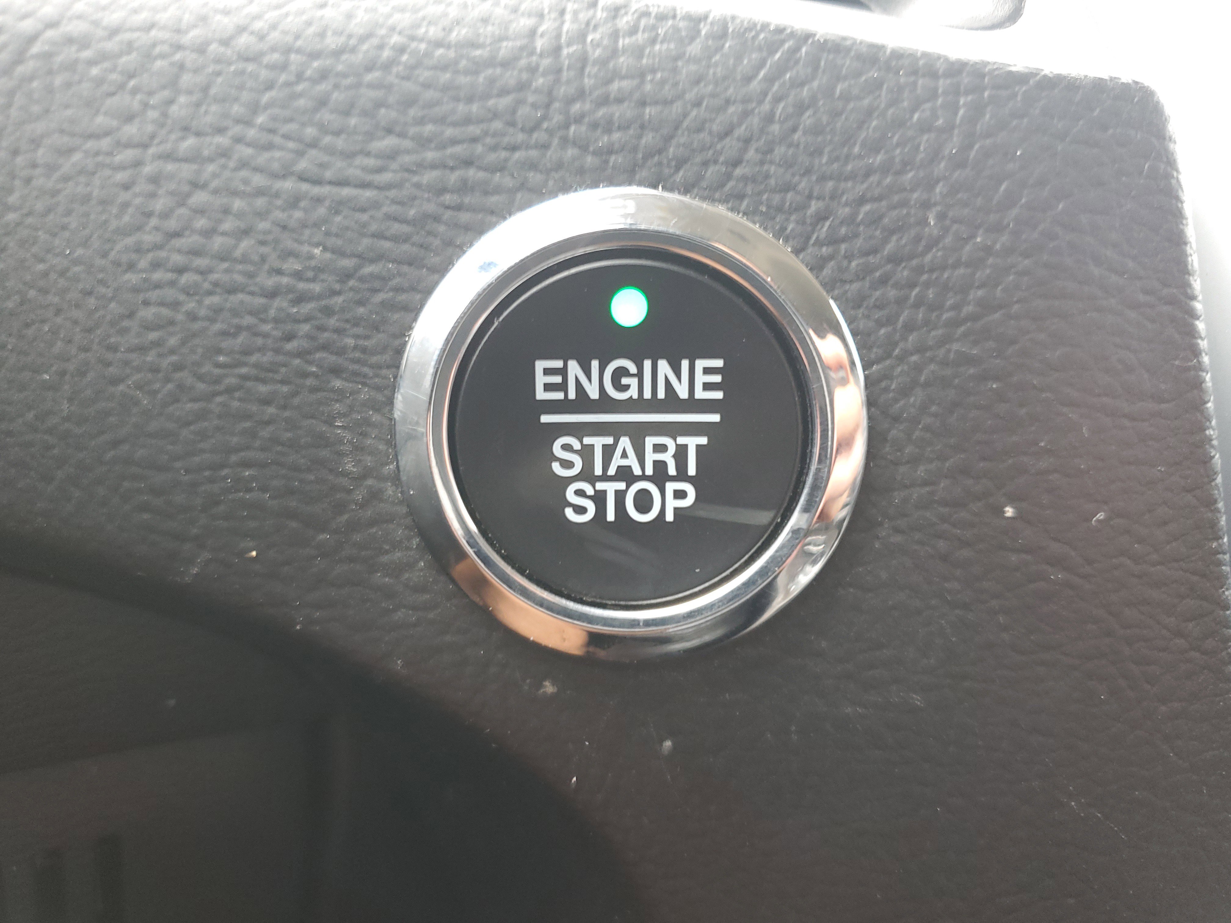 Used 2023 Ford Edge SEL image 31