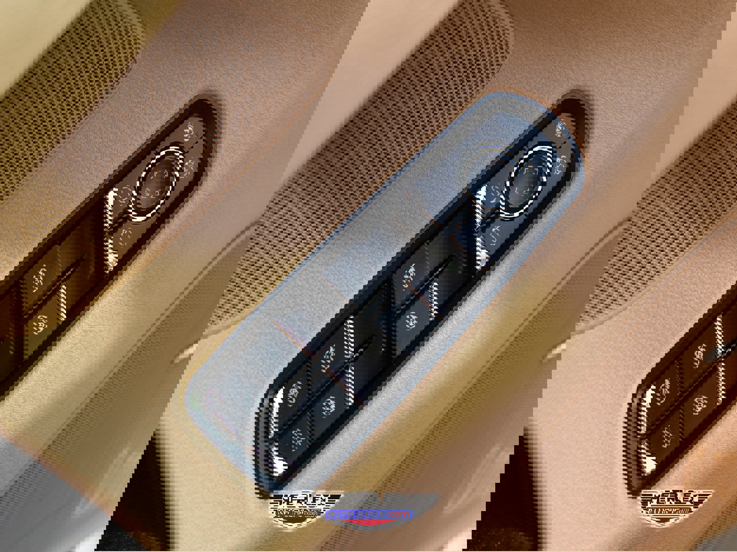 Used 2015 Porsche Panamera S w/ Premium Package Plus image 39